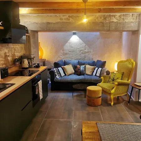 펜션 Celista Stone House
