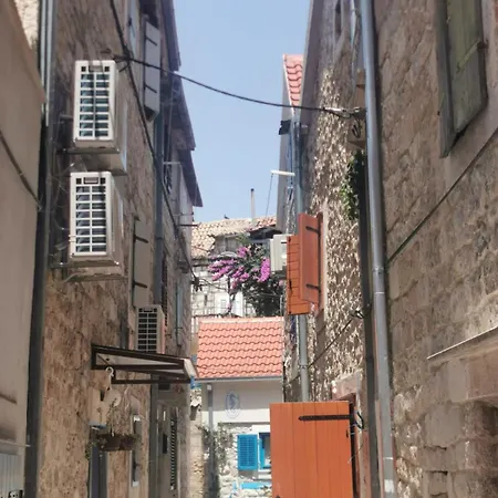 펜션 Celista Stone House Kaštela
