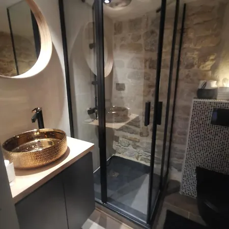 펜션 Celista Stone House