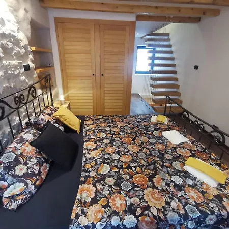 펜션 Celista Stone House