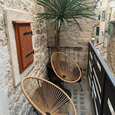 Celista Stone House Kaštela